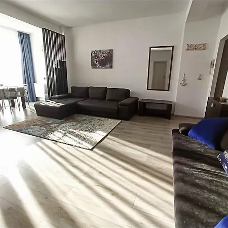 Pontoon Mamaia Nord * Năvodari
