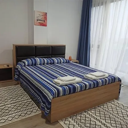 Pontoon Mamaia Nord *